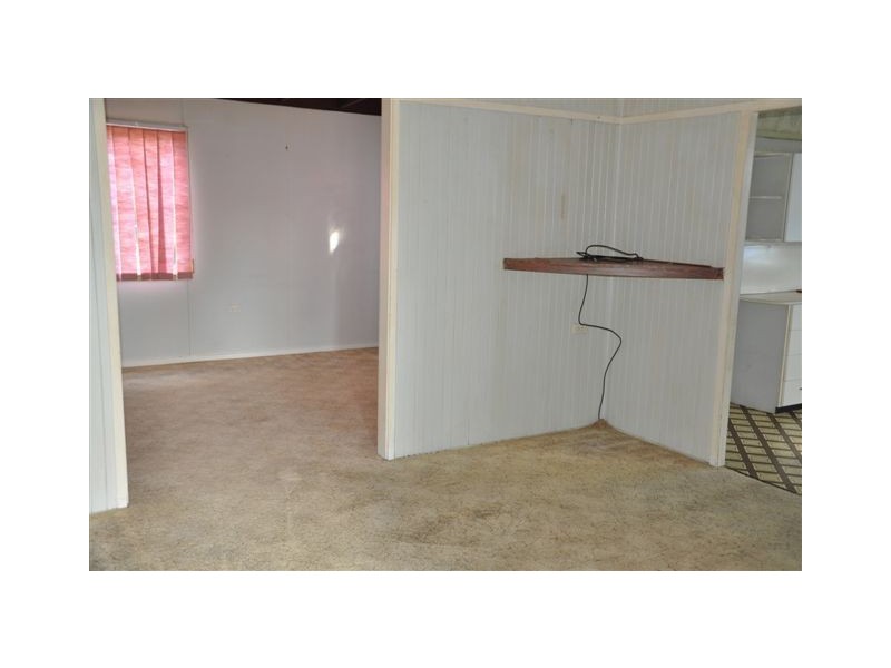 6 Holme Street, Granville QLD 4650