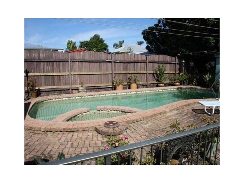 62 Frank Street, Maryborough QLD 4650