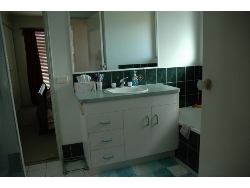 72 Rawson Street, Aldershot QLD 4650