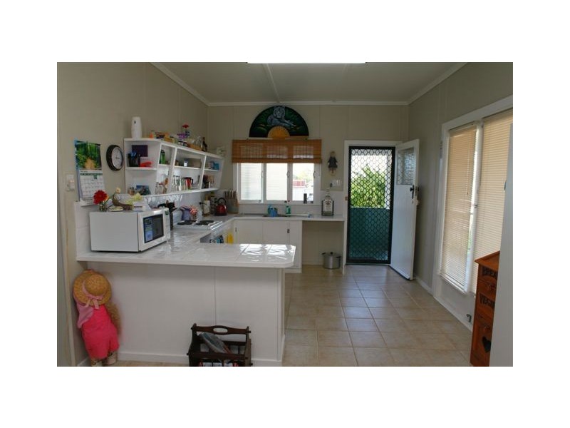 15 Frank Street, Maryborough QLD 4650