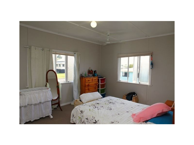 15 Frank Street, Maryborough QLD 4650