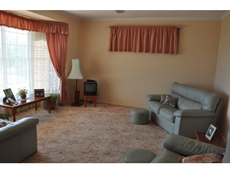 15 Yuruga Place, Tinana QLD 4650