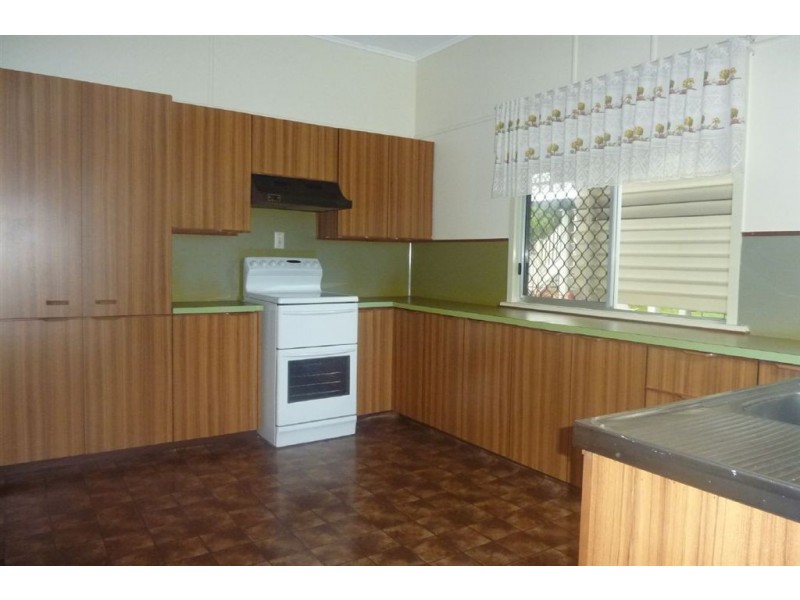 82 Frank Street, Maryborough QLD 4650