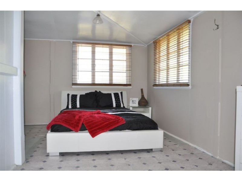 25 John Lane, Maryborough QLD 4650