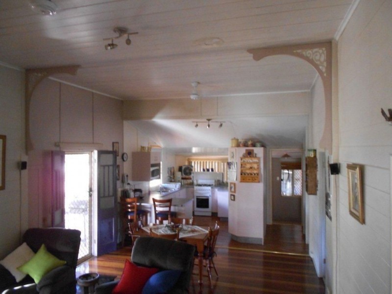 16 Queen Street, Cordalba, Childers QLD 4660