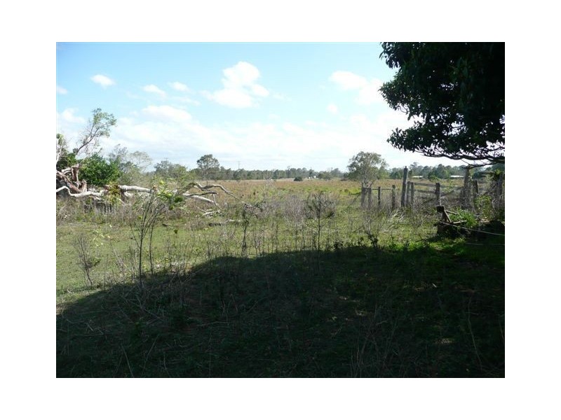 318 Eatonvale Road, Tinana QLD 4650