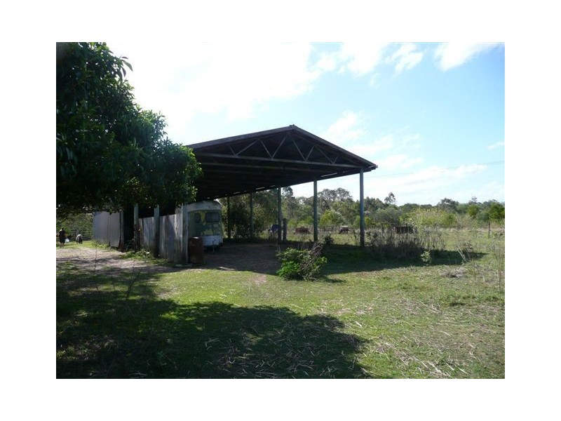 318 Eatonvale Road, Tinana QLD 4650