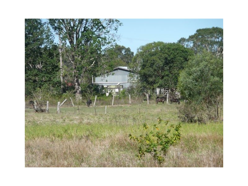 318 Eatonvale Road, Tinana QLD 4650