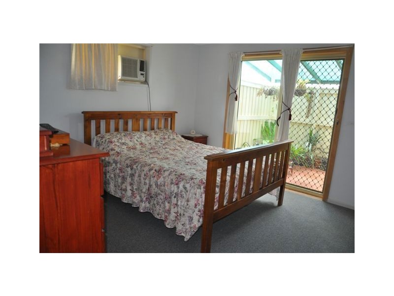 35 Loretto Drive, Oakhurst QLD 4650