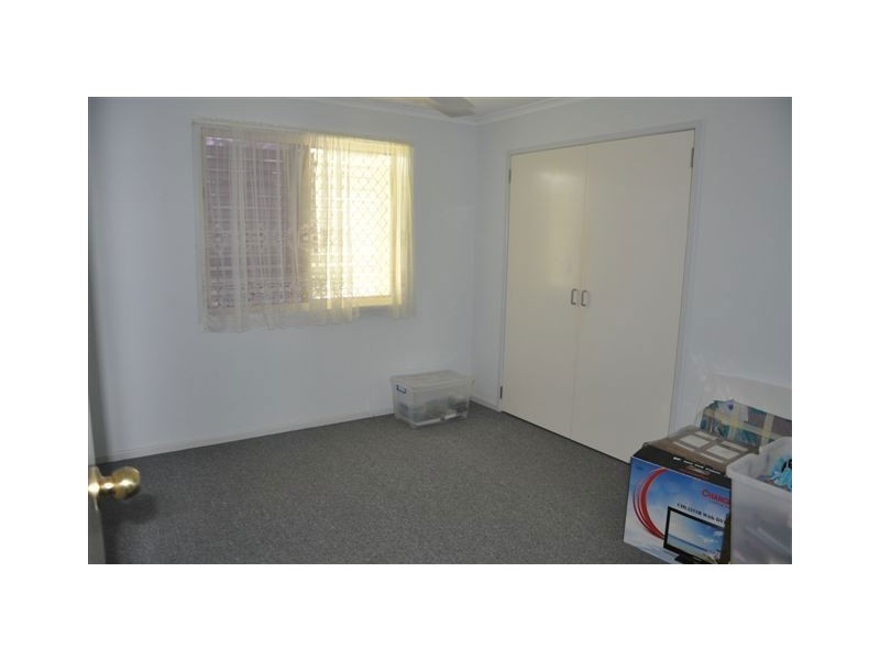 35 Loretto Drive, Oakhurst QLD 4650