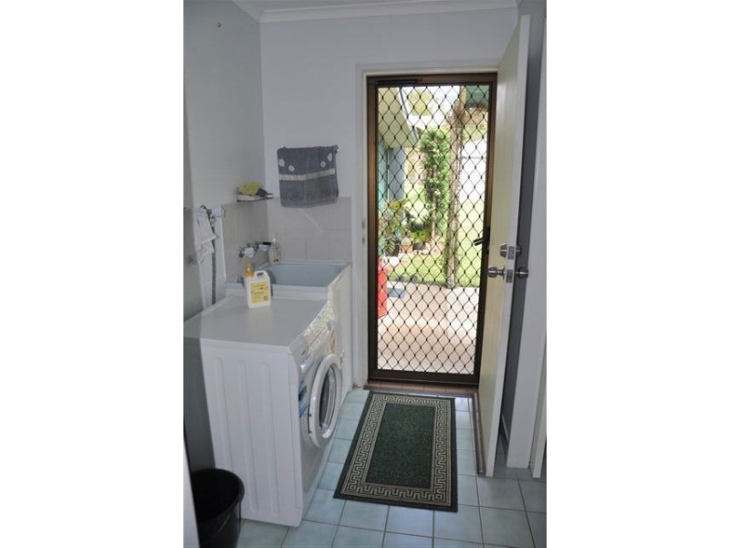 35 Loretto Drive, Oakhurst QLD 4650
