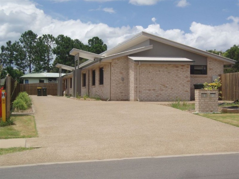 2/12 Cheyne Circuit, Tinana QLD 4650