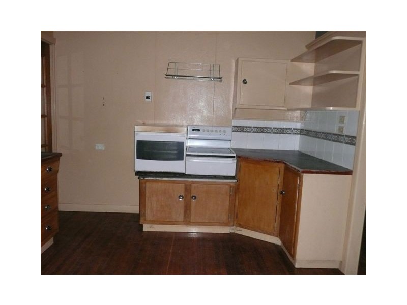 25 Errol Street, Maryborough QLD 4650