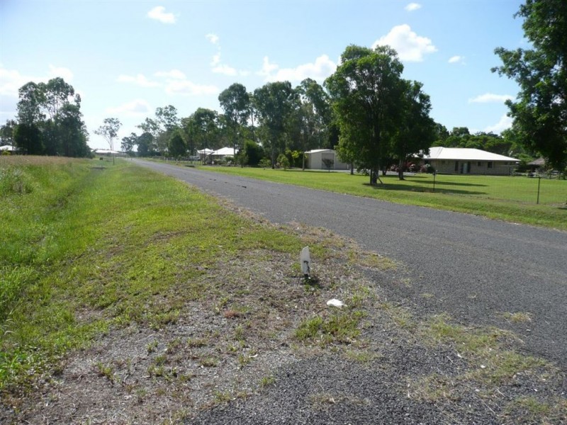 11 Lamerton Drive, Tinana QLD 4650
