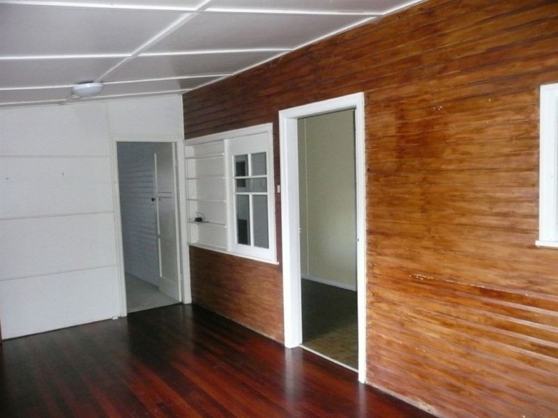 25 Puller Street, Granville QLD 4650