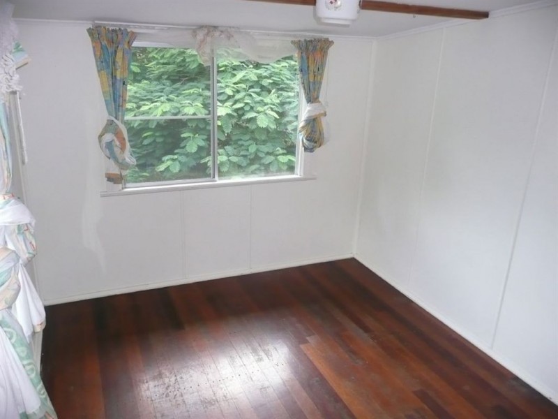 25 Puller Street, Granville QLD 4650