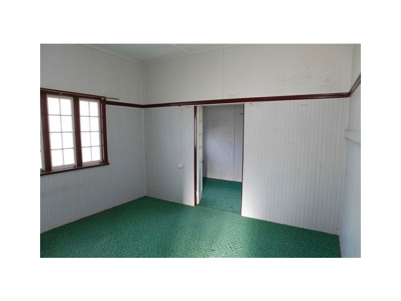 129 Banana Street, Granville QLD 4650