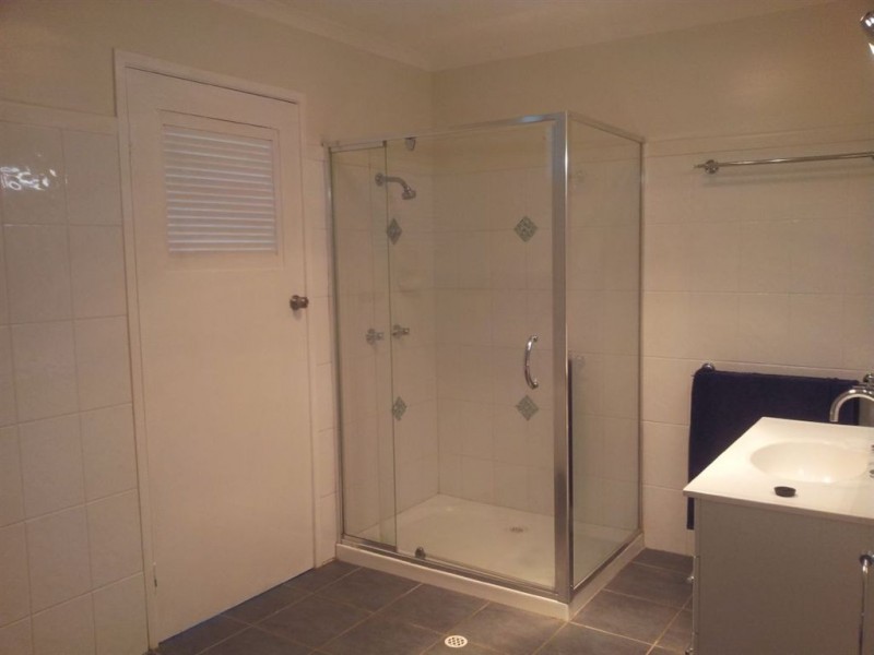 187 River Road, Tinana QLD 4650