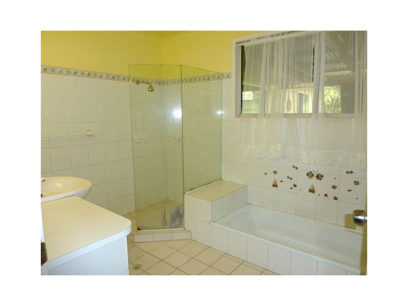 112 Iindah Road East, Tinana QLD 4650