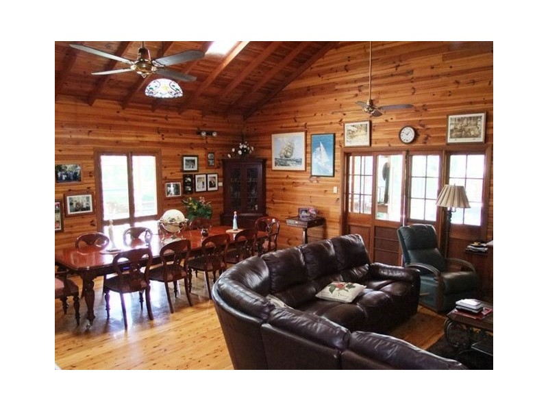 21 Sunrise Drive, Tinana QLD 4650