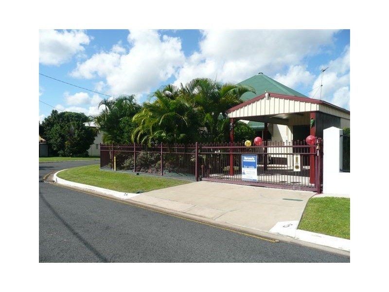 5 Fairlie Ave, Maryborough QLD 4650