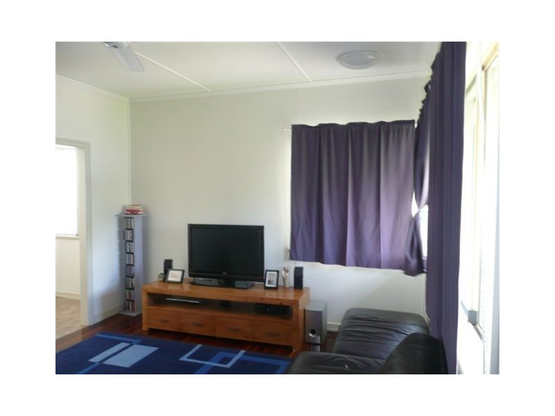 5 Searle Street, Maryborough QLD 4650
