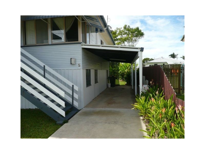 5 Searle Street, Maryborough QLD 4650