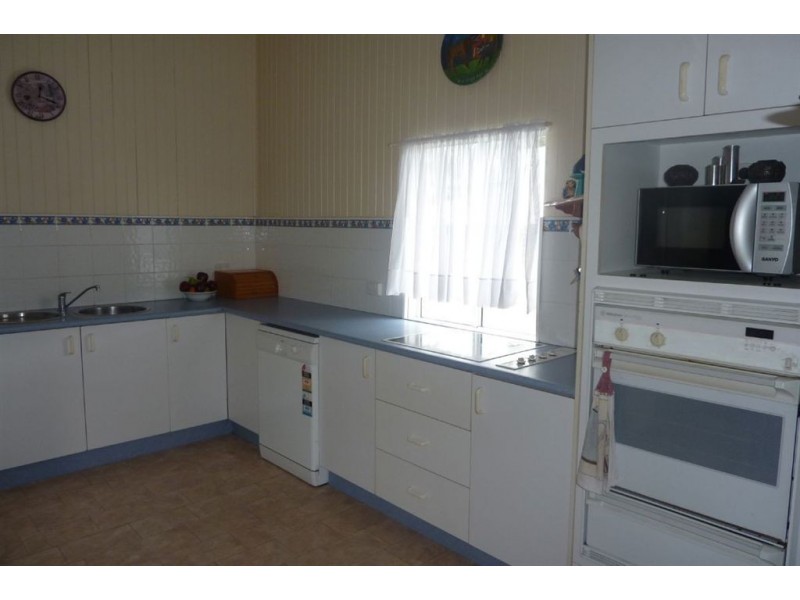 124 Woodstock Street, Maryborough QLD 4650