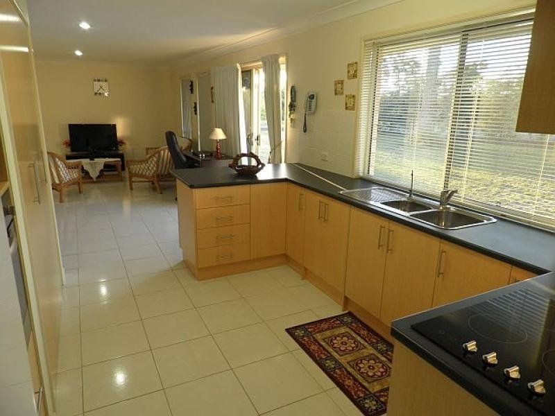 7 Wills Court, Oakhurst QLD 4650