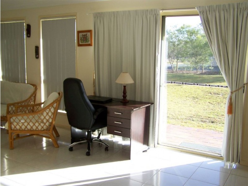 7 Wills Court, Oakhurst QLD 4650