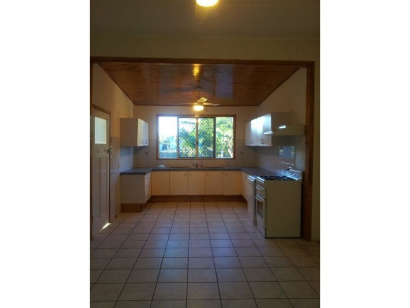 66 Dundas Street, Granville QLD 4650