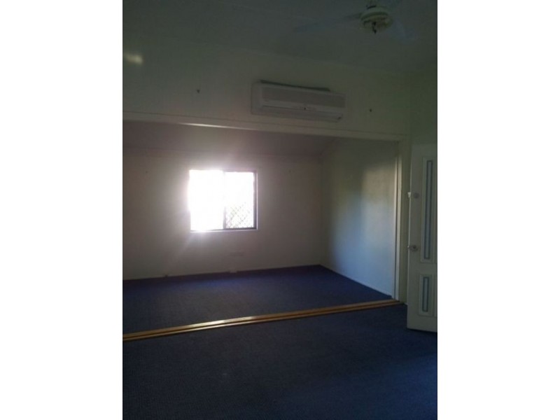 66 Dundas Street, Granville QLD 4650
