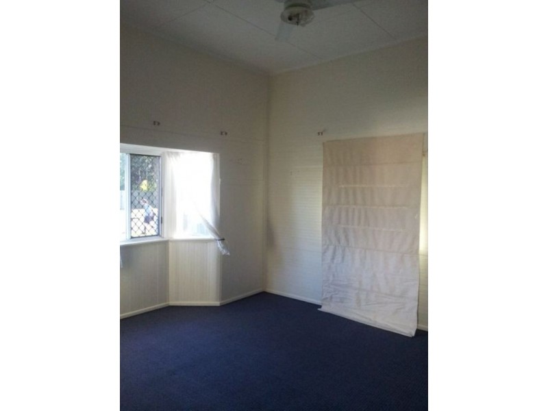 66 Dundas Street, Granville QLD 4650