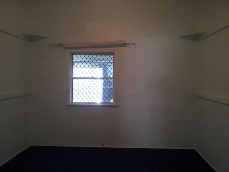 66 Dundas Street, Granville QLD 4650