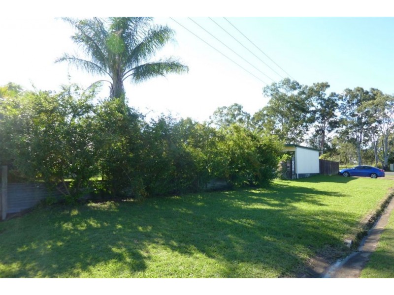 10 Robertson Street, Torbanlea QLD 4662