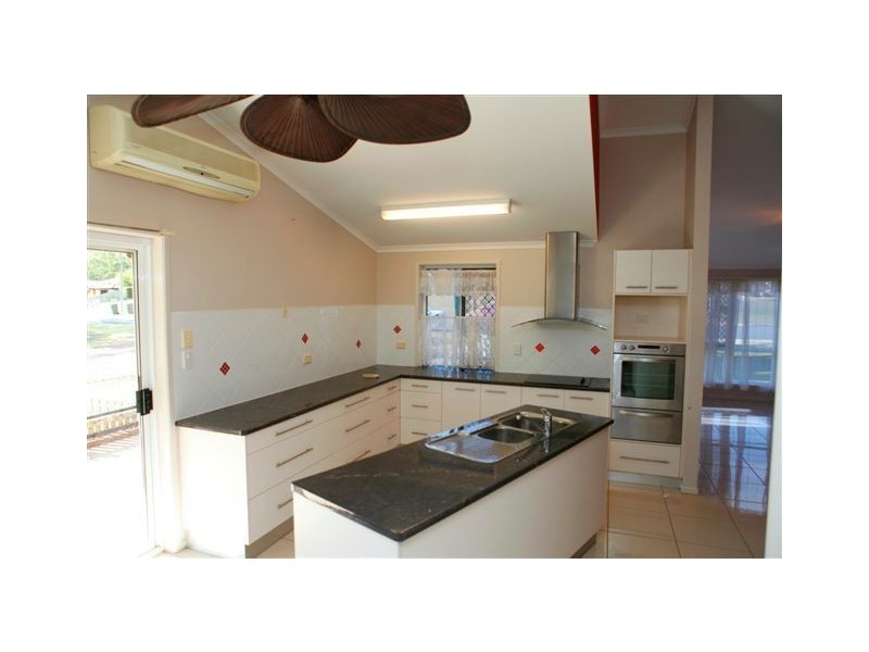 20 Gladstone Street, Maryborough West QLD 4650