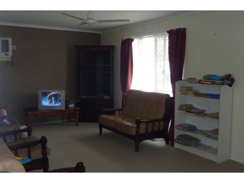 72 Rawson Street, Aldershot QLD 4650