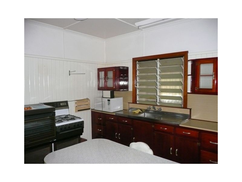 8 Mouquet Lane, Maryborough QLD 4650