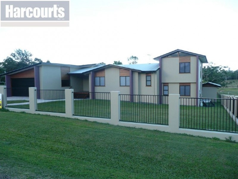 8 Price Street, Tiaro QLD 4650