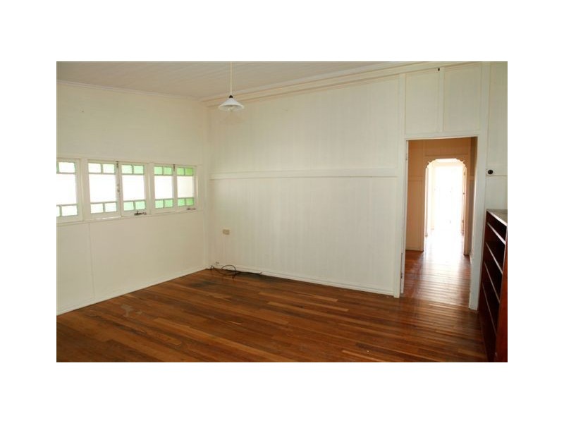 181 Ferry Street, Maryborough QLD 4650
