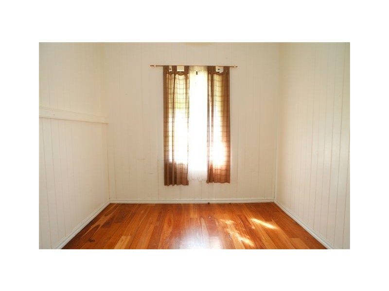 181 Ferry Street, Maryborough QLD 4650