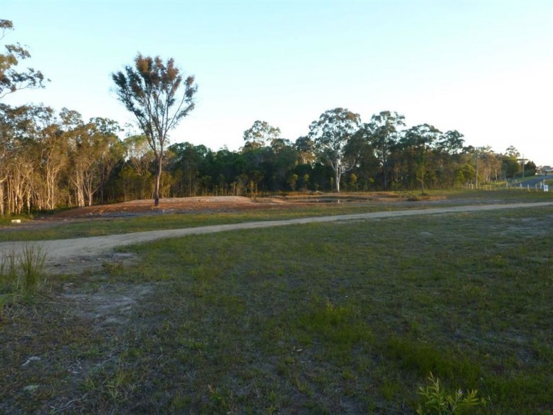 146 Charles Bruce Drive, Oakhurst QLD 4650