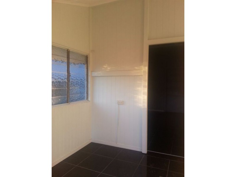 5 Charles Street, Maryborough QLD 4650