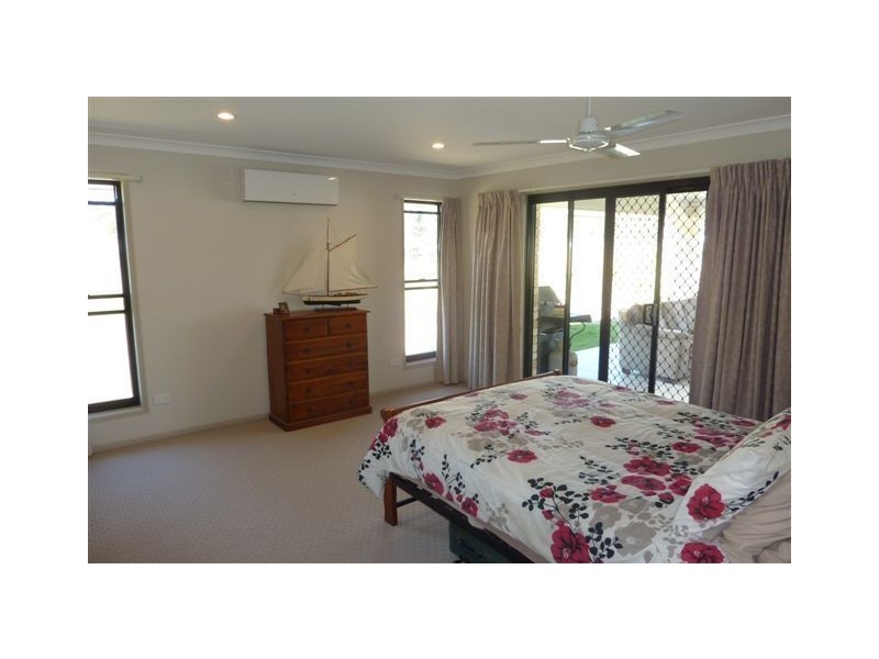 18 Niclintel Place, Oakhurst QLD 4650