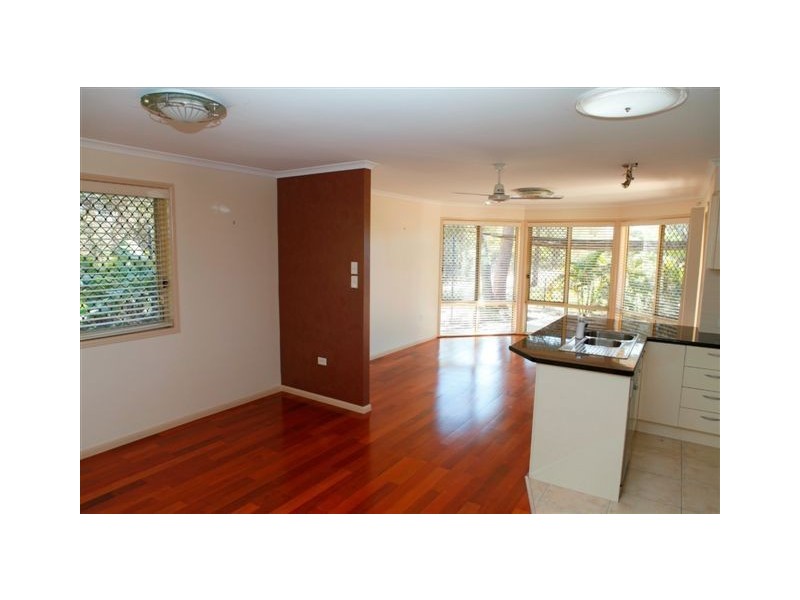 58 Loretto Drive, Oakhurst QLD 4650