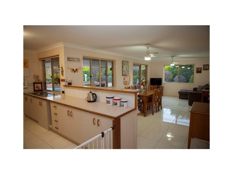4 Willow Court, Tinana QLD 4650
