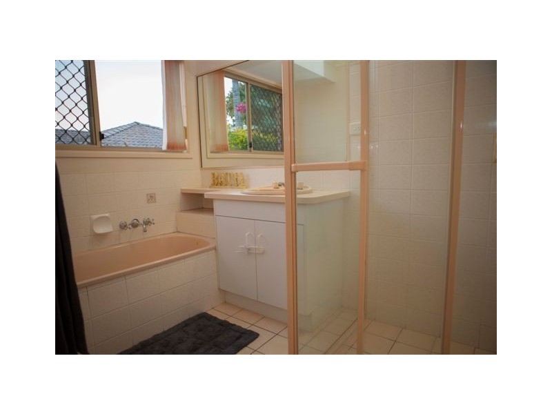 4 Willow Court, Tinana QLD 4650