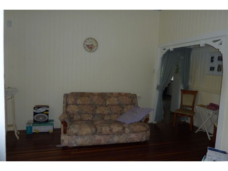 15 Nuneaton Street, Maryborough QLD 4650