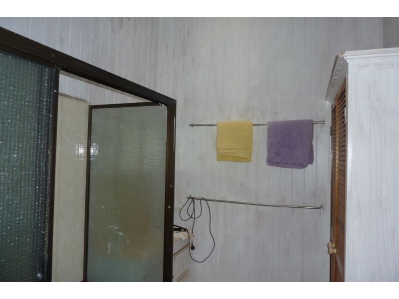 15 Nuneaton Street, Maryborough QLD 4650