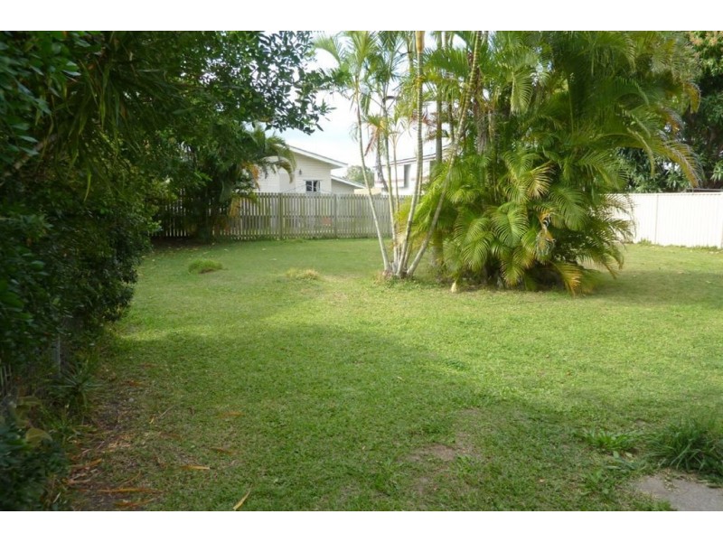 15 Nuneaton Street, Maryborough QLD 4650